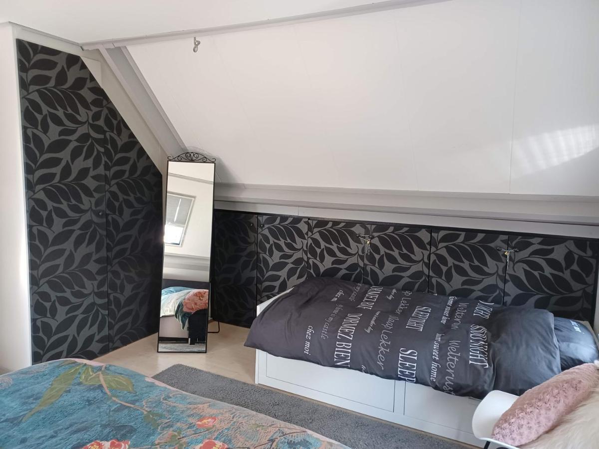 Karakteristiek Huis In Centrum Winsum Met Nieuwe Badkamer Екстер'єр фото